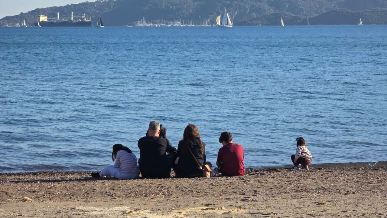 Marmaris’te Aralık Ayında Yazdan Kalma Hafta Sonu 1